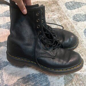 Dr. Martens Black Leather Combat Boots Sz US L 10 / 8 UK
